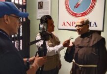 Fr. Abel Pacheco inauguró exposición de ANP sobre San Francisco de Sales